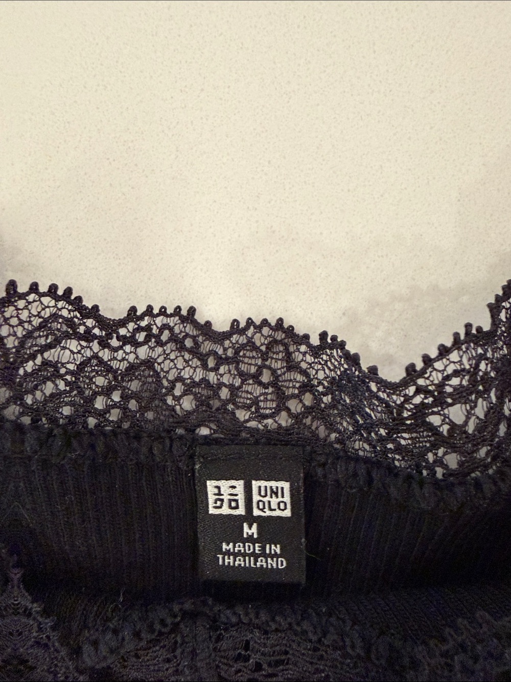 Uniqlo Lace-Edge Ribbed Camisoles - Black & White - Picture 2 of 5